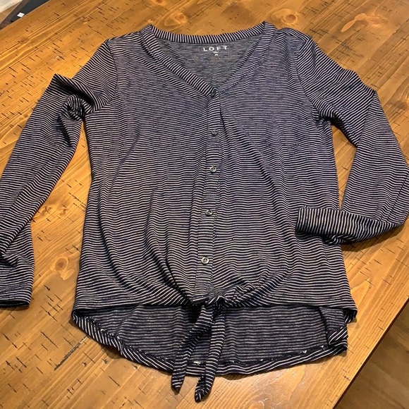 LOFT KNIT BUTTON UP TOP - Picture 4 of 15